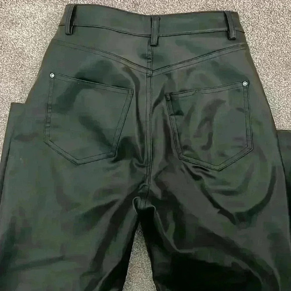 Zara Faux Leather Mom Fit Pants - Picture 15 of 15